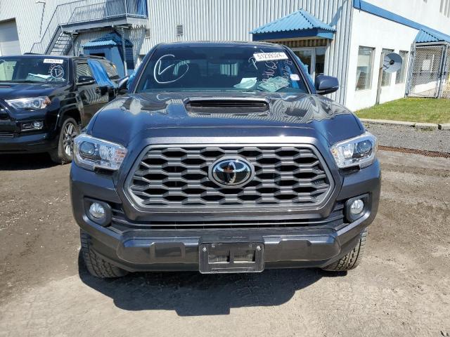 3TYDZ5BN2PT031937 - 2023 TOYOTA TACOMA DOUBLE CAB GRAY photo 5