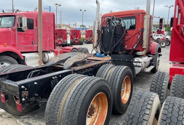 1M2AT04Y27M006909 - 2007 MACK 700 CTP700 RED photo 4