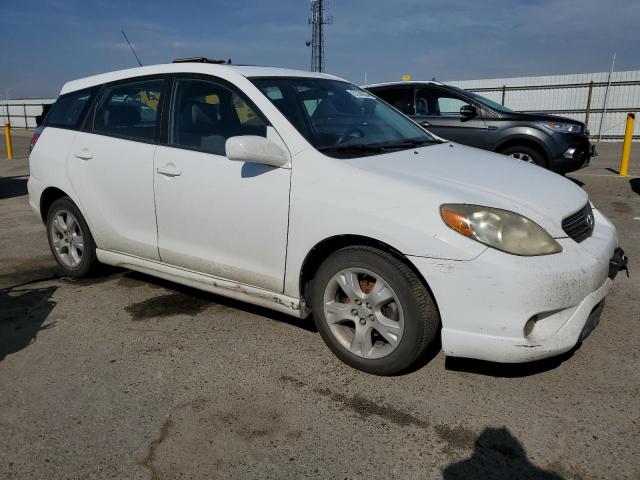 2T1KR32E88C692969 - 2008 TOYOTA COROLLA MA XR WHITE photo 4