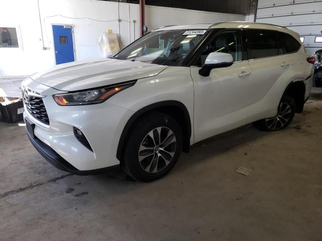 5TDGZRBH4LS016389 - 2020 TOYOTA HIGHLANDER XLE Weiß Foto 1