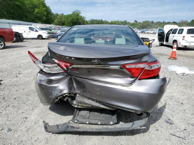 4T1BF1FK5HU316709 - 2017 TOYOTA CAMRY LE GRAY photo 6