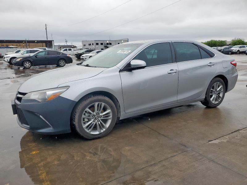 4T1BF1FK6HU727178 - 2017 TOYOTA CAMRY SE LE Gümüş fotoğraf 1