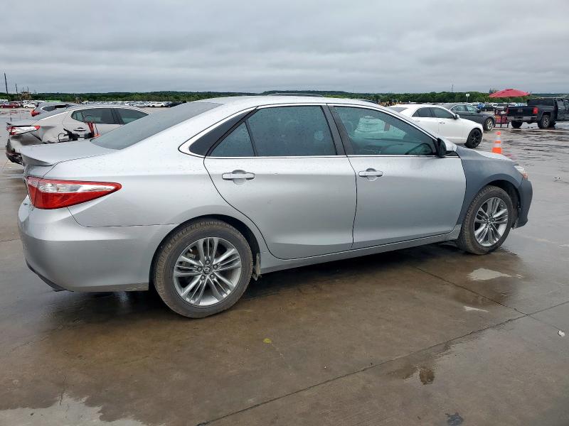 4T1BF1FK6HU727178 - 2017 TOYOTA CAMRY SE LE Gümüş fotoğraf 3