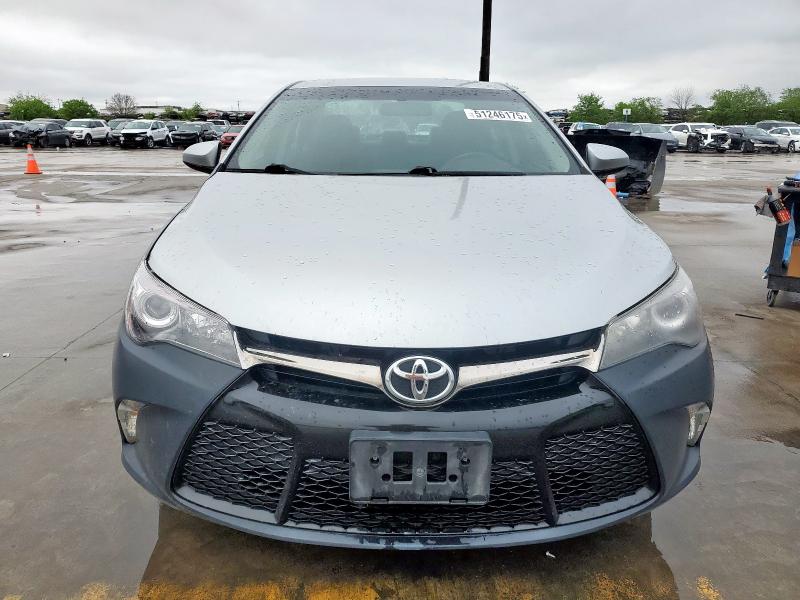 4T1BF1FK6HU727178 - 2017 TOYOTA CAMRY SE LE Gümüş fotoğraf 5