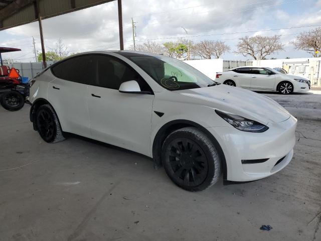 5YJYGDEEXMF088475 - 2021 TESLA MODEL Y WHITE photo 4