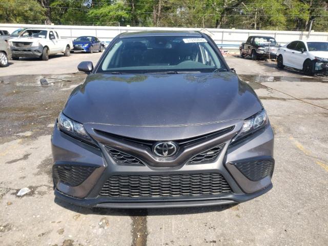 4T1T11AK0RU891974 - 2024 TOYOTA CAMRY SE NIGHT SHADE GRAY photo 5