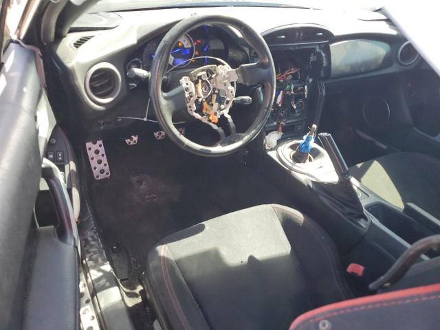 JF1ZNAA12G9702841 - 2016 TOYOTA SCION FR-S თეთრი ფოტო 8