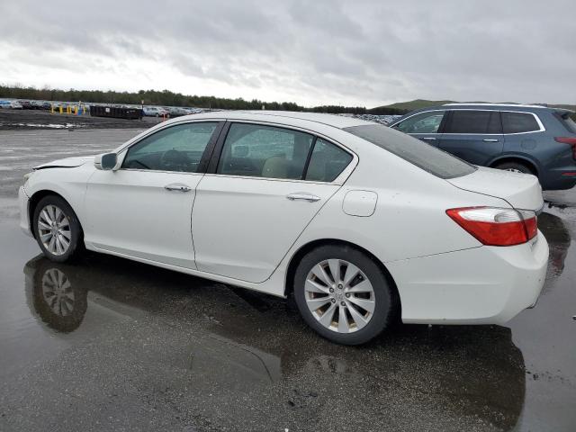 1HGCR2F73FA082913 - 2015 HONDA ACCORD EX WHITE photo 2