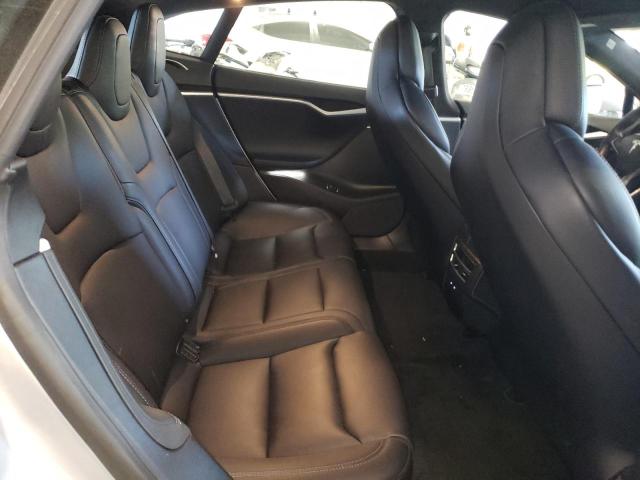 5YJSA1E22JF244869 - 2018 TESLA MODEL S 银色 照片 10