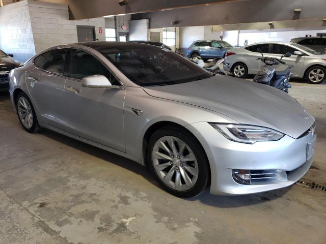 5YJSA1E22JF244869 - 2018 TESLA MODEL S SILVER photo 4