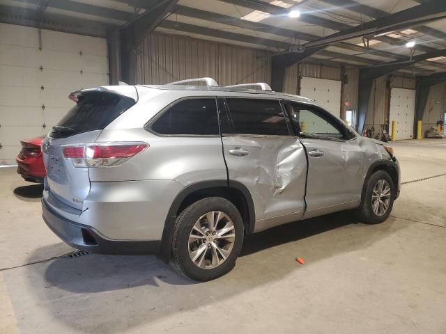 5TDJKRFH4FS176023 - 2015 TOYOTA HIGHLANDER XLE 灰色 照片 3