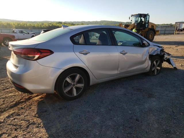 3KPFL4A74JE244702 - 2018 KIA FORTE LX SILVER photo 3