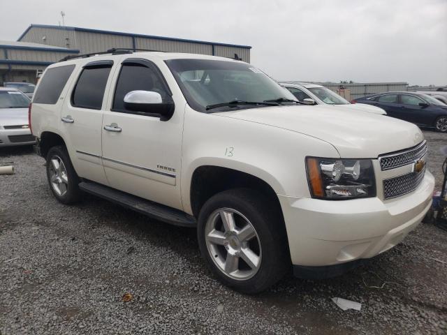 1GNSKCE07DR290162 - 2013 CHEVROLET TAHOE K1500 LTZ WHITE photo 4