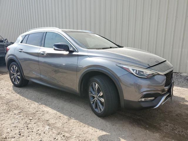 SJKCH5CR9JA048389 - 2018 INFINITI QX30 BASE GRAY photo 4