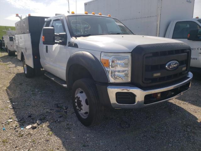 1FD0X5GY7CEA15733 - 2012 FORD F550 SUPER DUTY WHITE photo 4