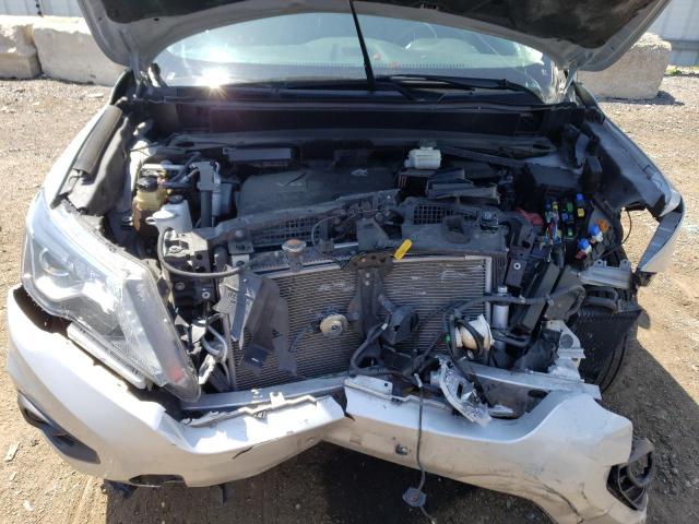 5N1DR2MM5JC658991 - 2018 NISSAN PATHFINDER S SILVER photo 11