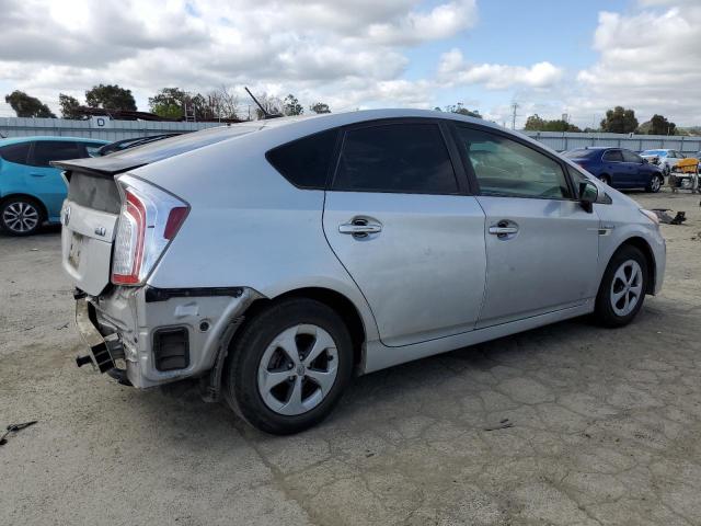 JTDKN3DUXC1529737 - 2012 TOYOTA PRIUS SILVER photo 3