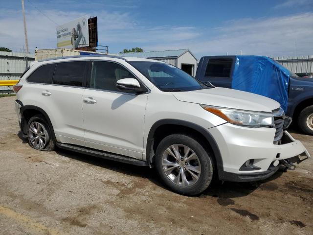 5TDJKRFH2FS084392 - 2015 TOYOTA HIGHLANDER XLE WHITE photo 4
