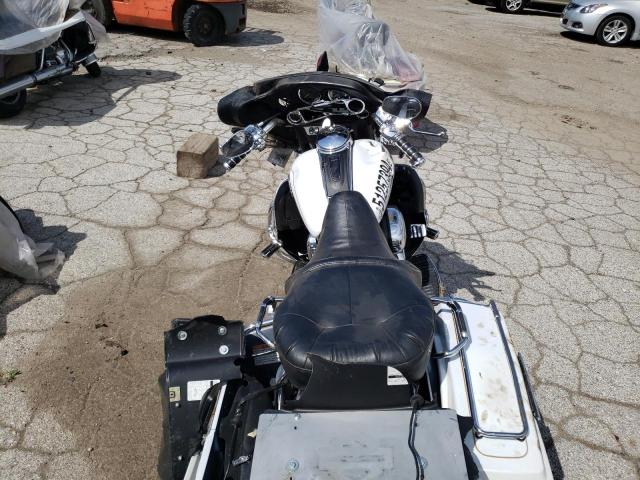 1HD1FC4157Y665834 - 2007 HARLEY-DAVIDSON FLHTCUI 白色 照片 6