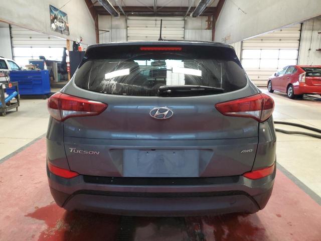 KM8J2CA43JU681553 - 2018 HYUNDAI TUCSON SE GRAY photo 6