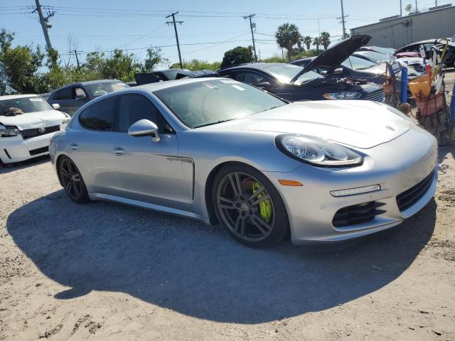 WP0AD2A73EL044502 - 2014 PORSCHE PANAMERA S HYBRID SILVER photo 4