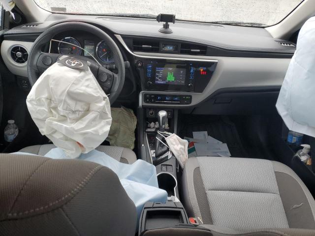 2T1BURHE6JC014851 - 2018 TOYOTA COROLLA L RED photo 8