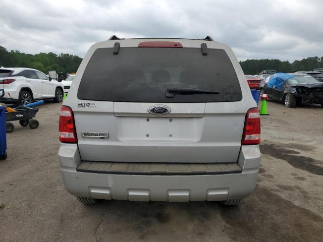 1FMCU03128KE38830 - 2008 FORD ESCAPE XLT SILVER photo 6