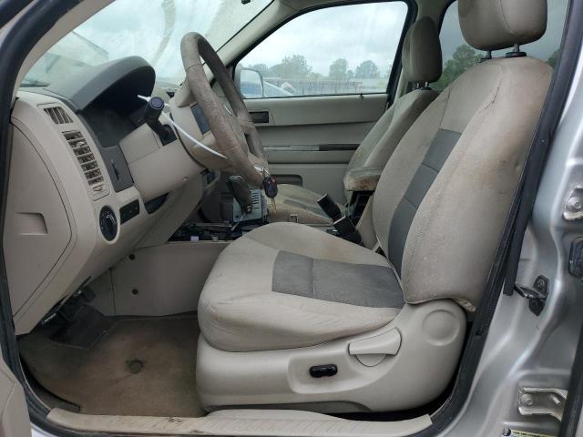 1FMCU03128KE38830 - 2008 FORD ESCAPE XLT SILVER photo 7