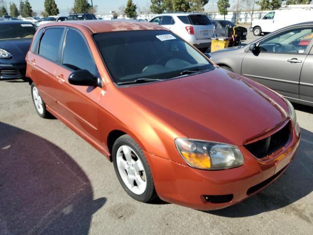 KNAFE162X75009082 - 2007 KIA SPECTRA5 SX ORANGE photo 4