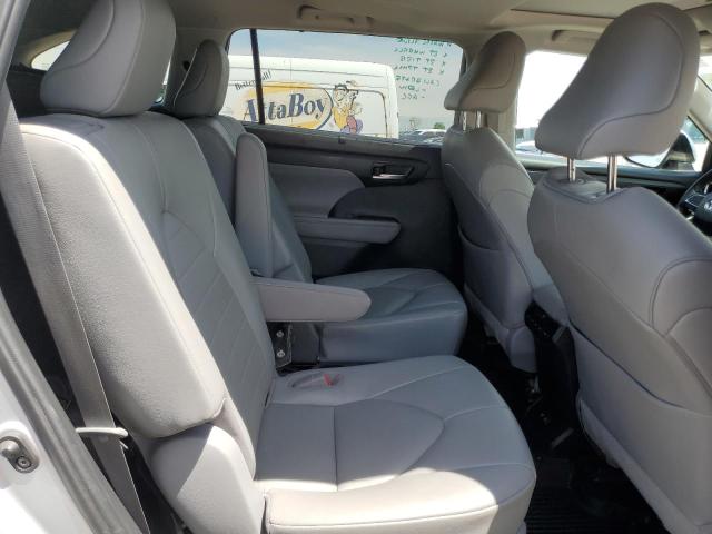 5TDGZRAH3LS501933 - 2020 TOYOTA HIGHLANDER XLE Արծաթագույն լուսանկար 10
