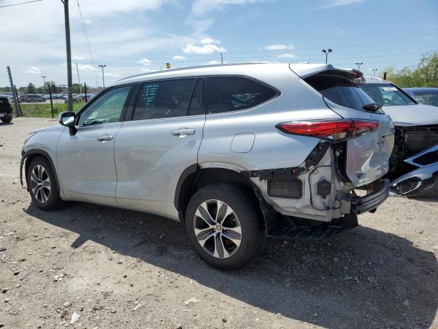 5TDGZRAH3LS501933 - 2020 TOYOTA HIGHLANDER XLE Արծաթագույն լուսանկար 2