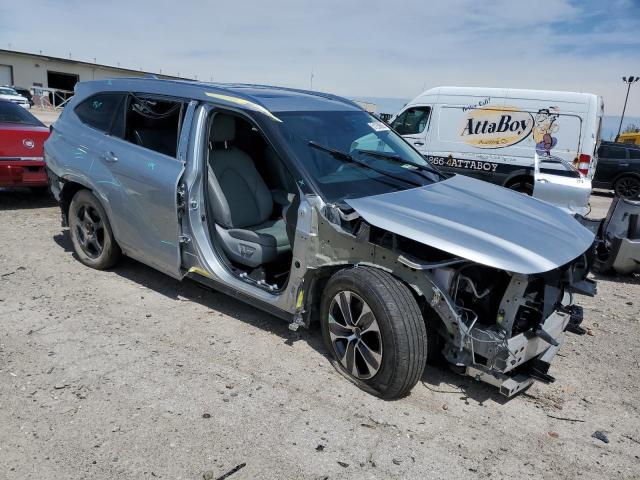 5TDGZRAH3LS501933 - 2020 TOYOTA HIGHLANDER XLE Արծաթագույն լուսանկար 4