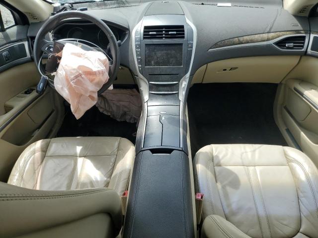 3LN6L2G97DR815007 - 2013 LINCOLN MKZ WHITE photo 8