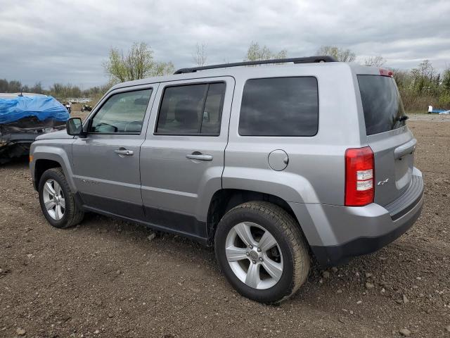 1C4NJRFB8GD672102 - 2016 JEEP PATRIOT LATITUDE SILVER photo 2