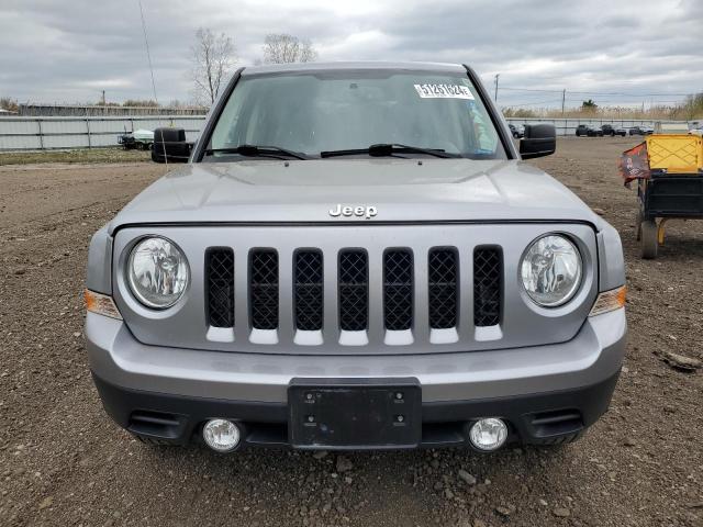 1C4NJRFB8GD672102 - 2016 JEEP PATRIOT LATITUDE SILVER photo 5