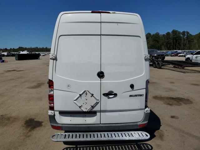 WD3PE8CB6C5676899 - 2012 MERCEDES-BENZ SPRINTER 2500 WHITE photo 6