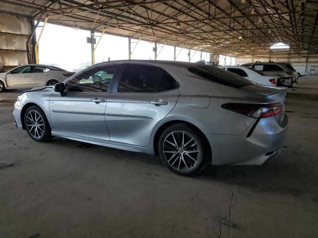 4T1G11AK6PU785852 - 2023 TOYOTA CAMRY SE NIGHT SHADE SILVER photo 2