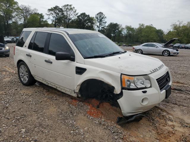 SALFT24N19H125762 - 2009 LAND ROVER LR2 HSE TECHNOLOGY WHITE photo 4