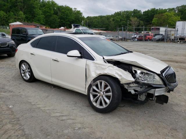 1G4PS5SK5C4195624 - 2012 BUICK VERANO WHITE photo 4