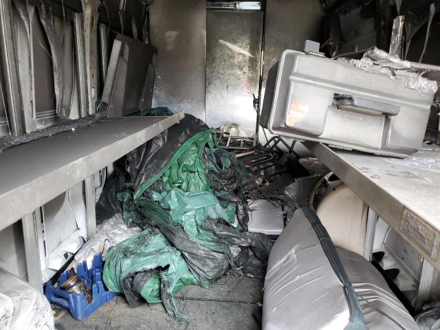 3C6TRVDG8JE159162 - 2018 RAM PROMASTER 2500 HIGH WHITE photo 11