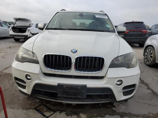 5UXZV4C54BL411179 - 2011 BMW X5 XDRIVE35I WHITE photo 5