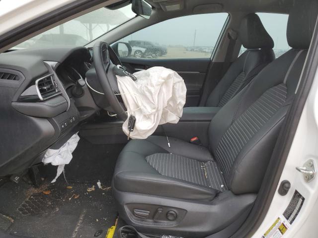 4T1G11AKXPU822644 - 2023 TOYOTA CAMRY SE NIGHT SHADE WHITE photo 7