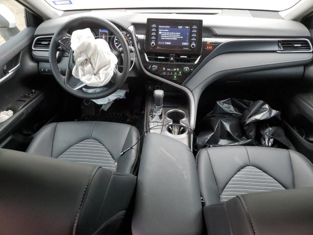 4T1G11AKXPU822644 - 2023 TOYOTA CAMRY SE NIGHT SHADE WHITE photo 8