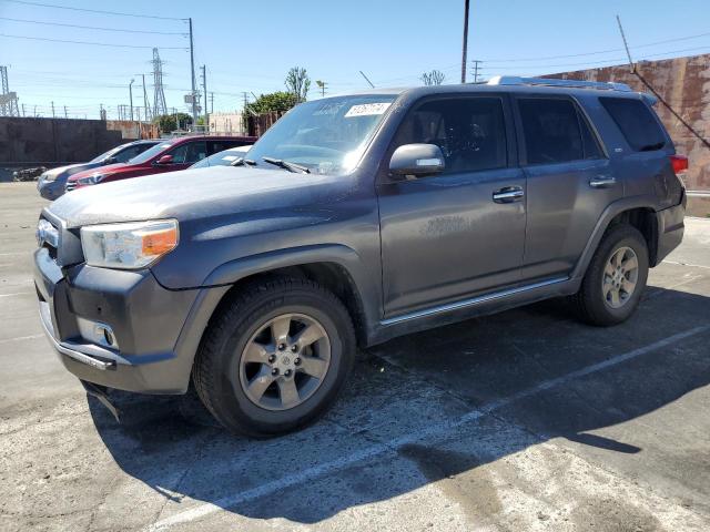 JTEZU5JR5A5006897 - 2010 TOYOTA 4RUNNER SR5 GRAY photo 1