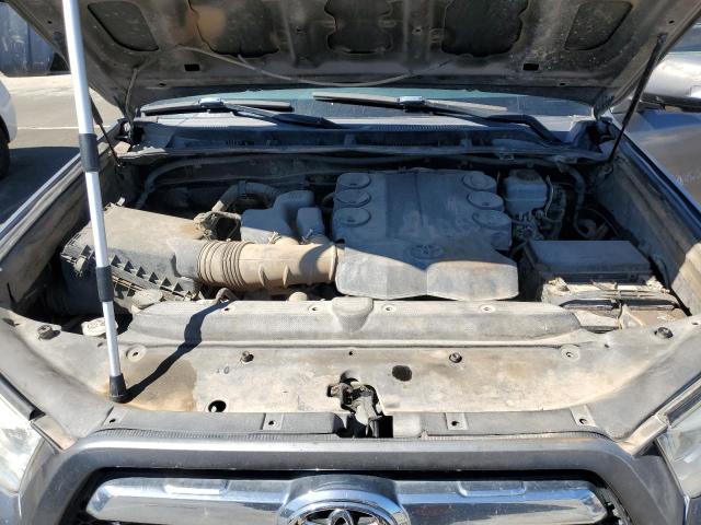 JTEZU5JR5A5006897 - 2010 TOYOTA 4RUNNER SR5 GRAY photo 12