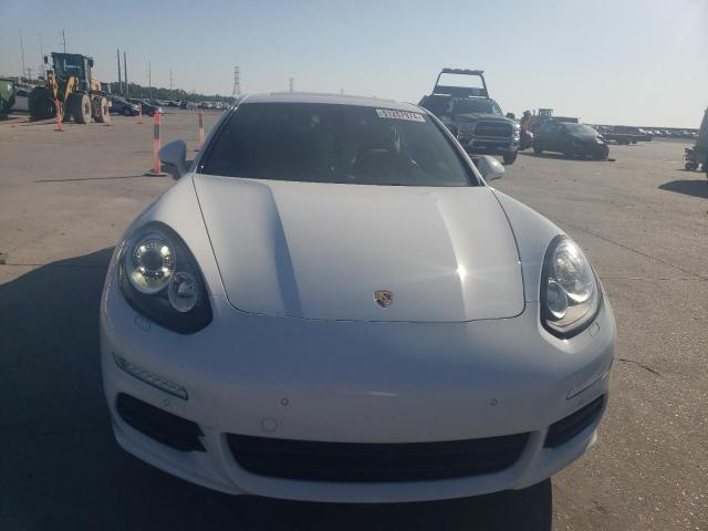 WP0AA2A72GL004164 - 2016 PORSCHE PANAMERA 2 WHITE photo 5