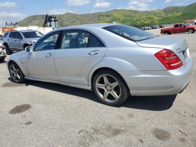 WDDNG7BB9AA313526 - 2010 MERCEDES-BENZ S 550 SILVER photo 2
