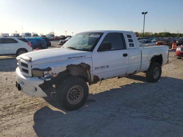 3B7HF13Z2YG111058 - 2000 DODGE RAM 1500 WHITE photo 1