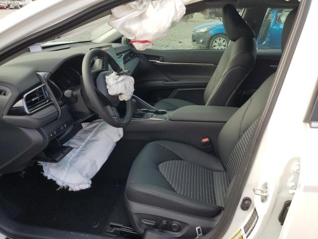 4T1T11AK1RU919670 - 2024 TOYOTA CAMRY SE NIGHT SHADE WHITE photo 7