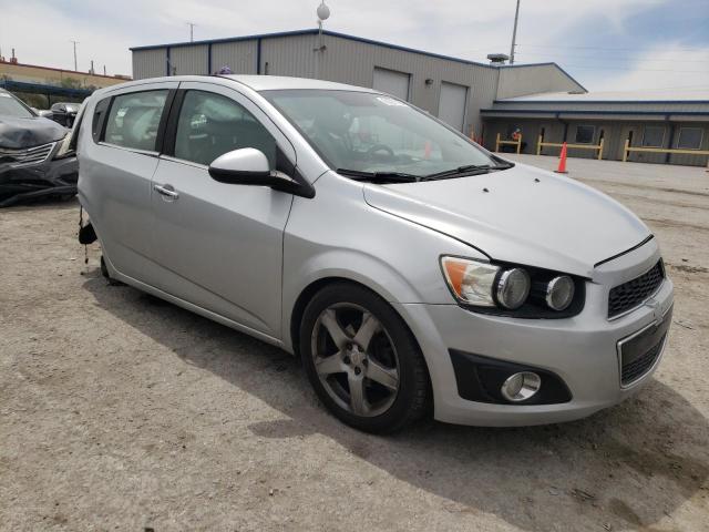 1G1JE6SB8G4152899 - 2016 CHEVROLET SONIC LTZ SILVER photo 4